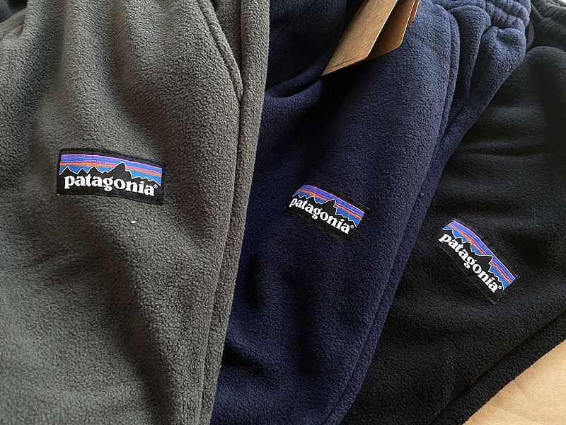 Штаны Patagonia Small Logo With Mountains "Green" фото № 3