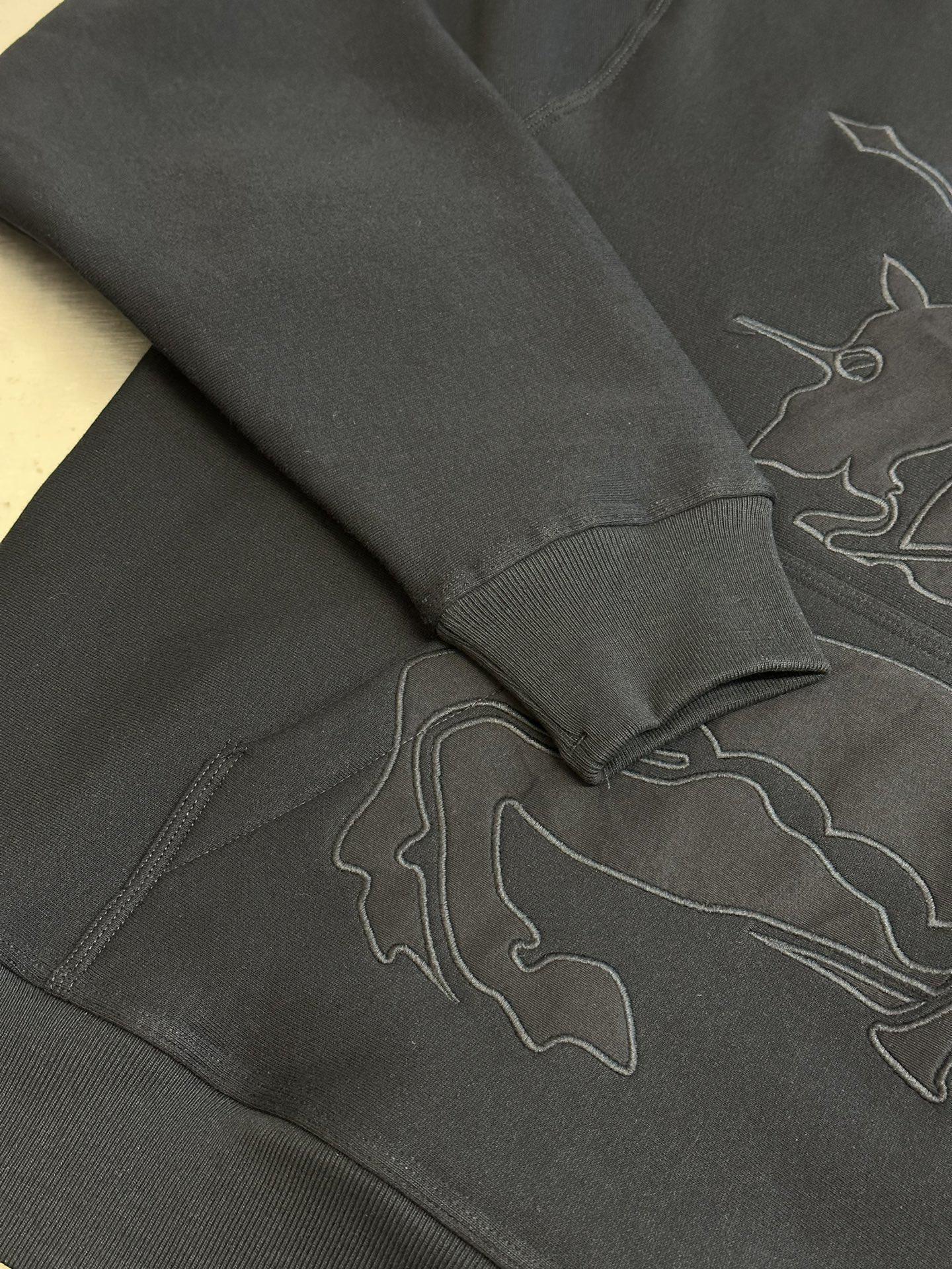 Худи Burberry Frontside Print Big Black Warrior On The Horse "Black" фото № 5