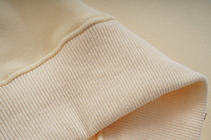 Худи Gucci Large Inscription Above The Brand Logo "Cream" фото № 2