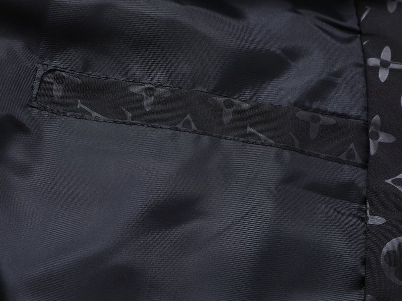Ветровка Louis Vuitton With Emblem Print "Black" фото № 2