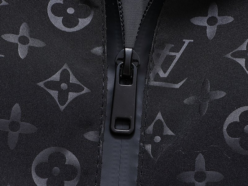 Ветровка Louis Vuitton With Emblem Print "Black" фото № 6
