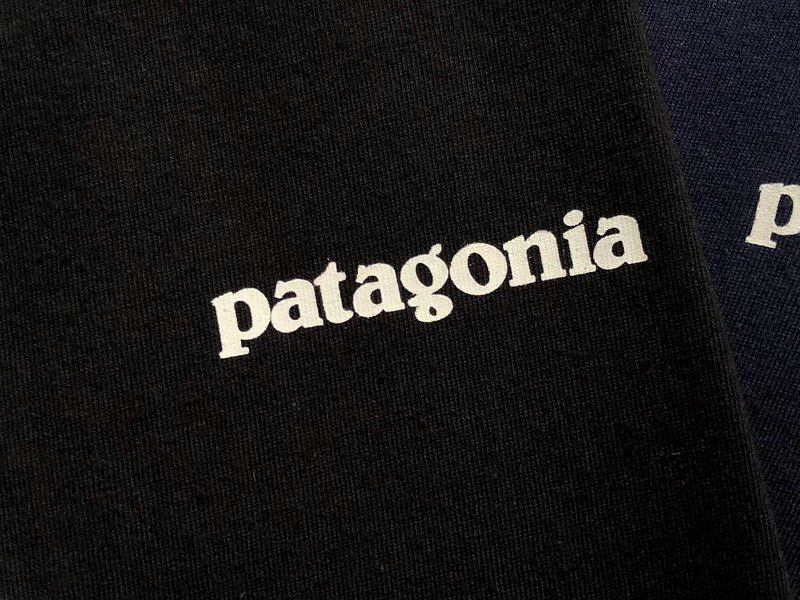 Лонгслив Patagonia Waves View Back Print "Black" фото № 8