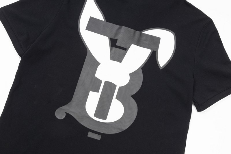 Поло Burberry The Hare In The Letter Logo "Black" фото № 2