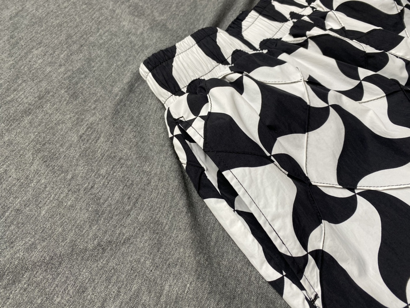 Шорты Bottega Veneta Crows feet "Black" фото № 2