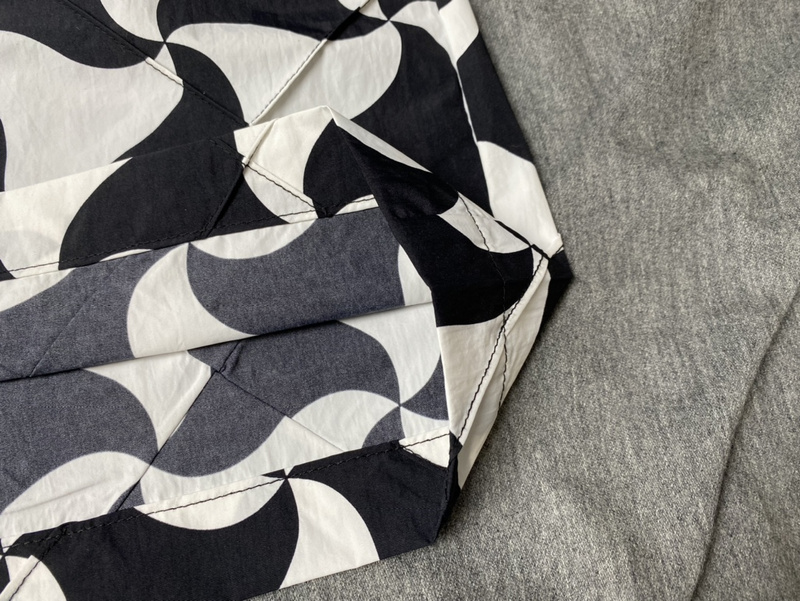 Шорты Bottega Veneta Crows feet "Black" фото № 6