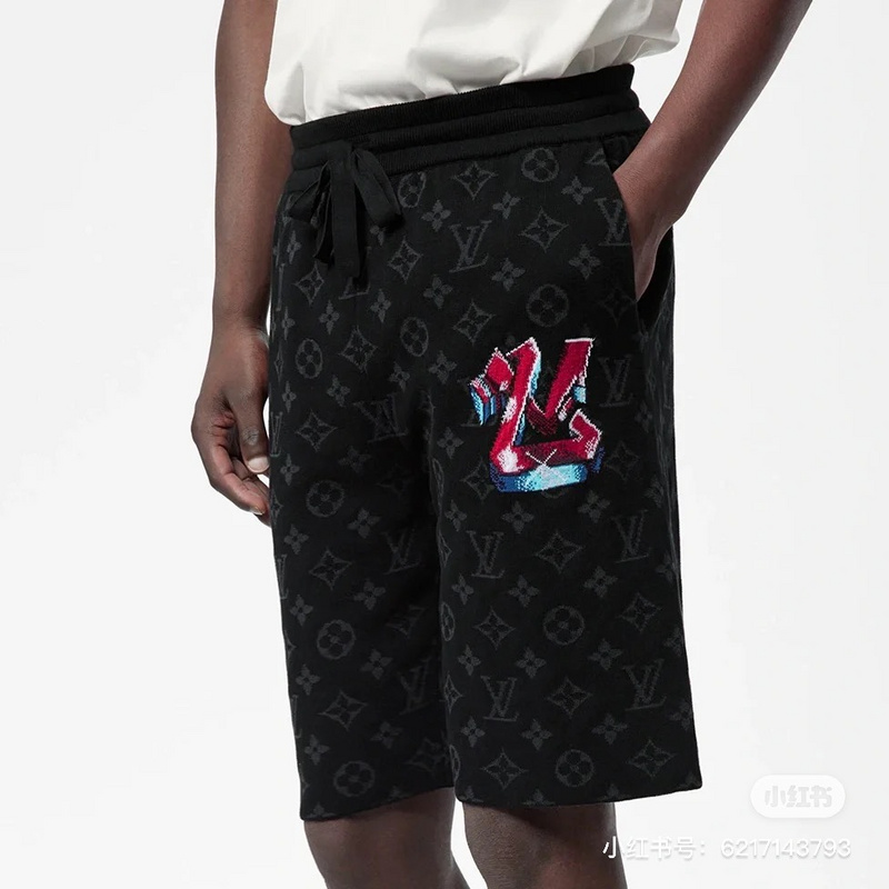 Шорты Louis Vuitton In The Style Of Graffiti "Black/Gray" фото № 8