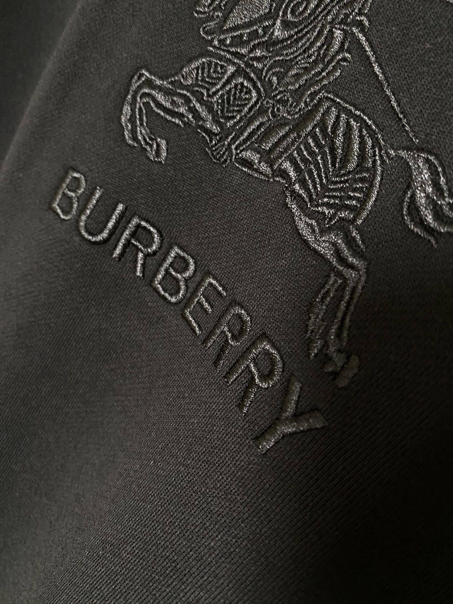 Худи Burberry Frontside Logo Warior On The Horse "Black" фото № 9