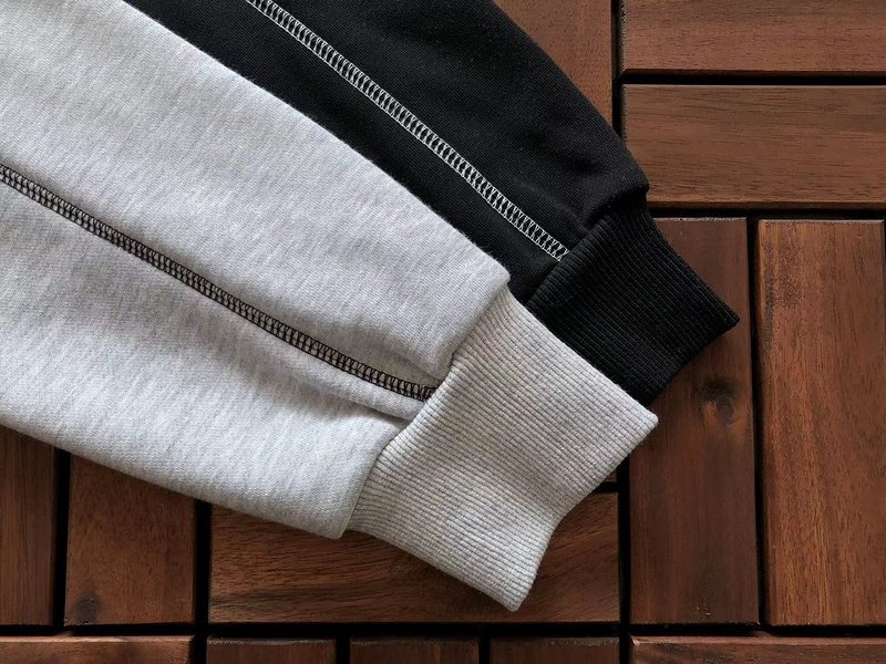 Худи Trapstar Logo Inscription On Two Color Background With Stripe Along "Gray" фото № 3