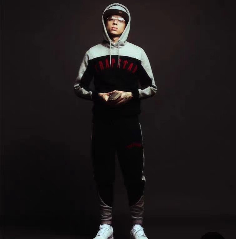 Худи Trapstar Bicolor With Colorful Embroidered Logo Lettering "Black,Red" фото № 9