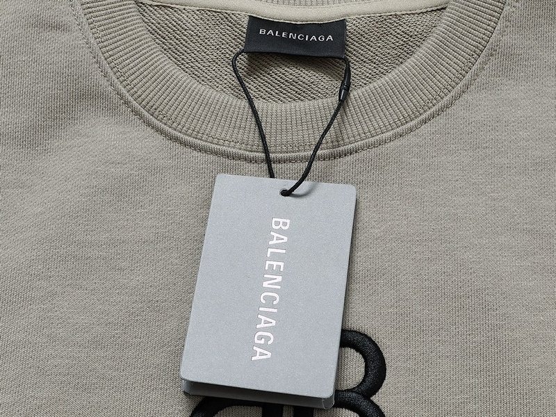 Свитшот Balenciaga With Black Text Logo "Beige/Gray" фото № 2