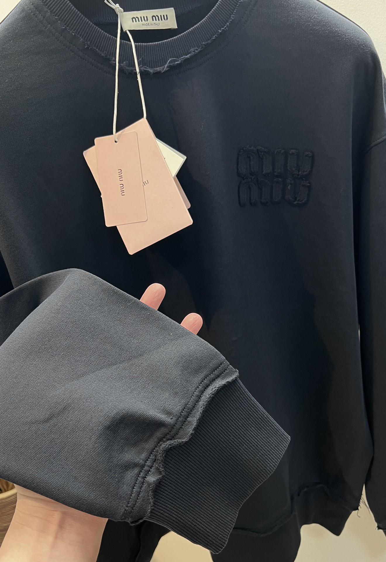 Свитшот Miu Miu Fur Frontside Logo Clear Miu Miu "Black" фото № 4