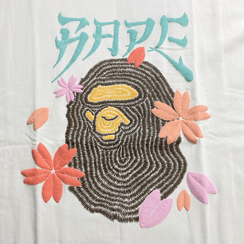 Футболка A Bathing Ape Monkey In Flowers "White" фото № 3