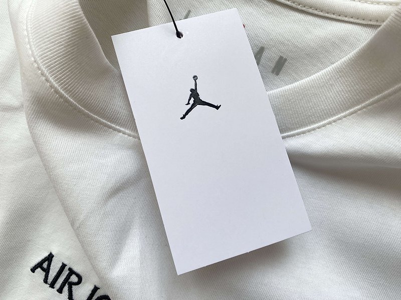 Футболка Air Jordan With Brand Logo "White" фото № 6