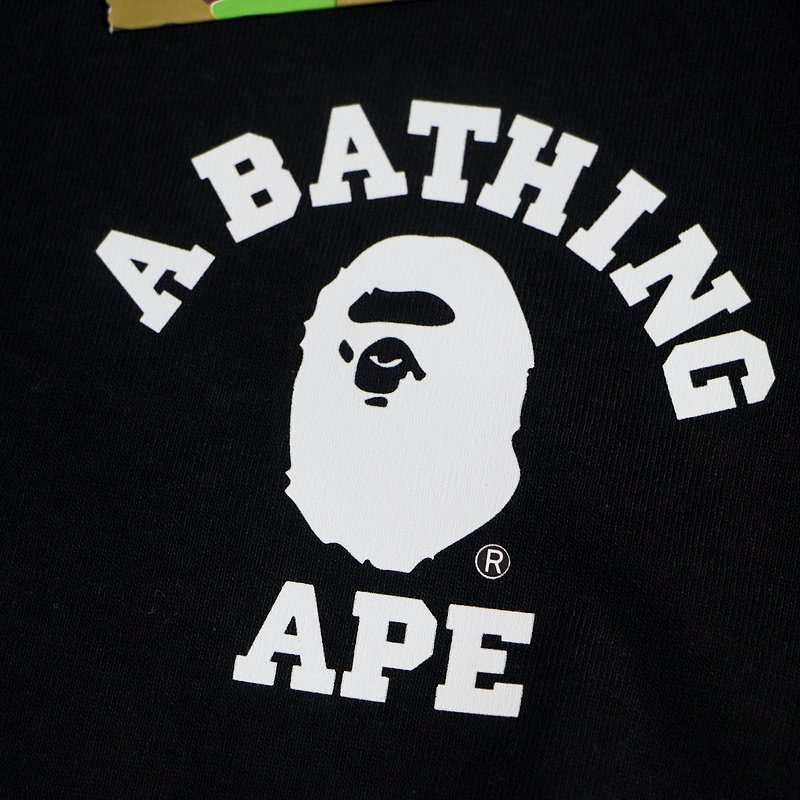 Футболка Bape Back Inscription Apes Together Strong "Black" фото № 4