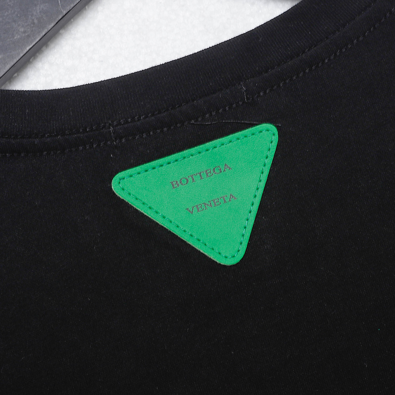 Футболка Bottega Veneta Crystal With The Inscription "Black" фото № 3