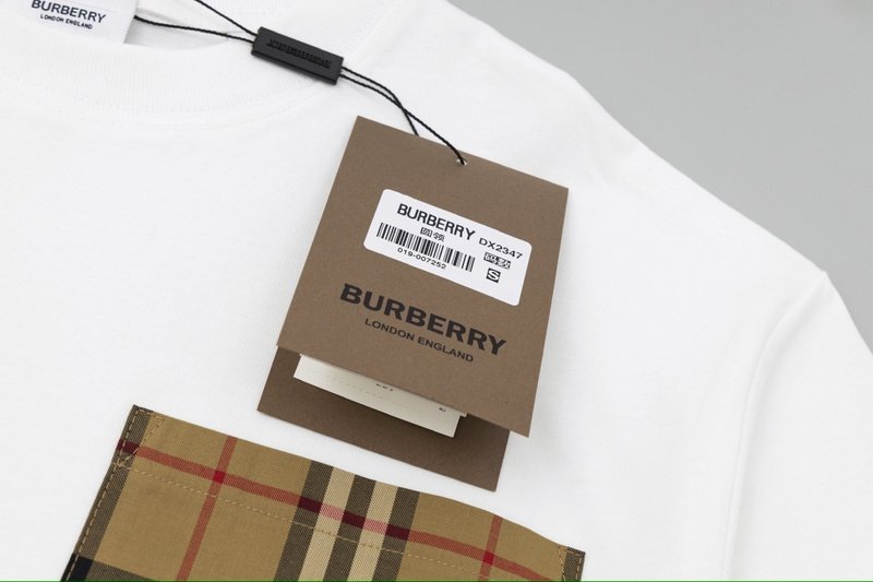 Футболка Burberry With Cell-Style Pocket "White" фото № 6
