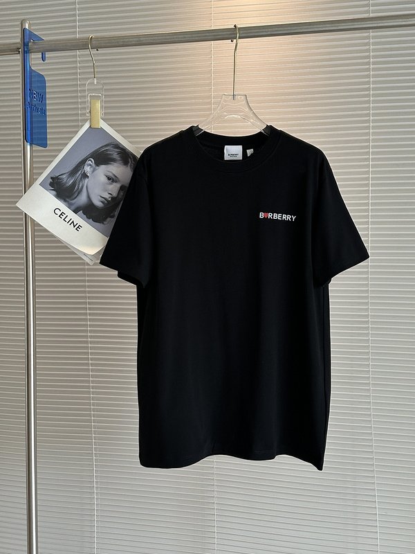 Футболка Burberry With Red Heart On The Back "Black" фото № 7