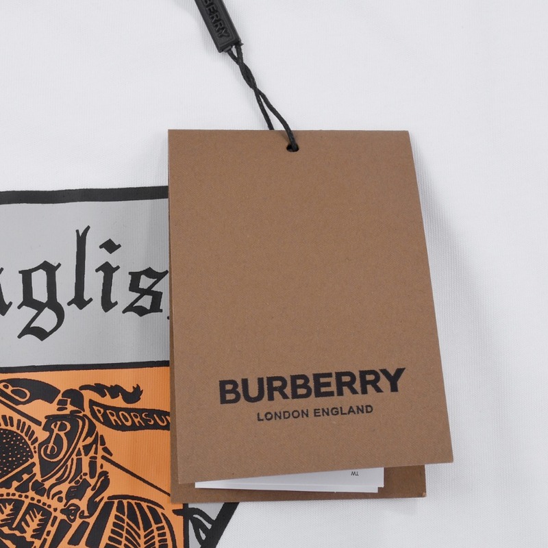 Футболка Burberry Logo In An Inverted Triangle "White" фото № 7