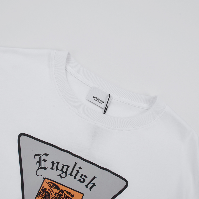 Футболка Burberry Logo In An Inverted Triangle "White" фото № 6