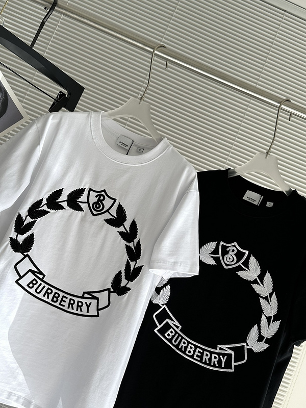 Футболка Burberry Beautiful Wreath Print "White" фото № 3