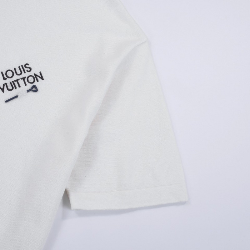 Футболка Louis Vuitton With A Brooch "White" фото № 5