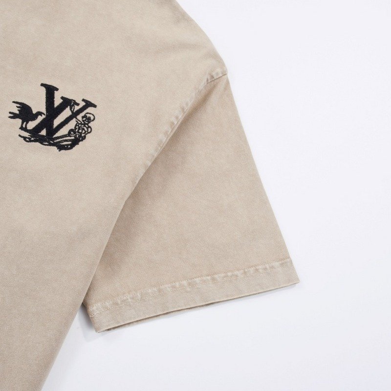 Футболка Louis Vuitton Skeleton And Raven On The Logo "Beige" фото № 3