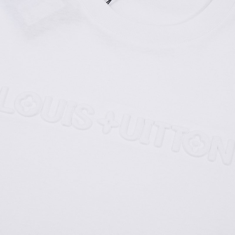 Футболка Louis Vuitton With An Embossed Text Logo "White" фото № 8