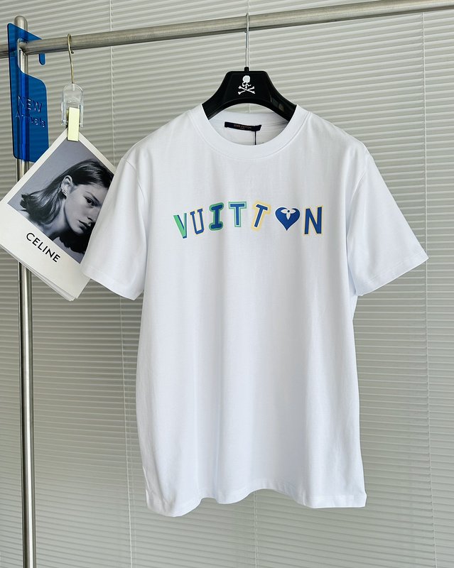 Футболка Louis Vuitton Three Emblems On The Back "White" фото № 2