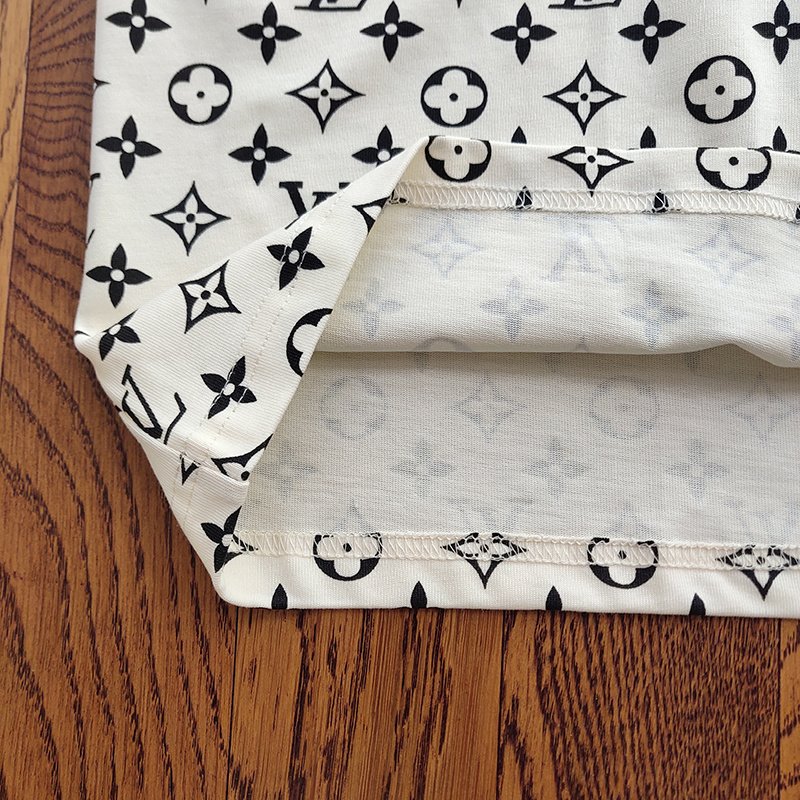 Футболка Louis Vuitton Monotone Emblems Print "White" фото № 4
