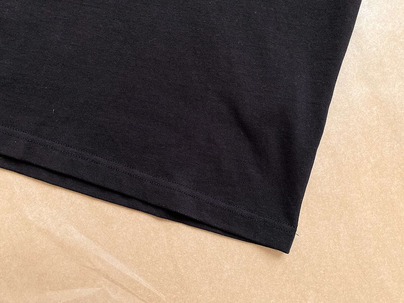 Футболка Louis Vuitton Logo And Travel Bag "Black" фото № 2