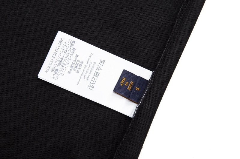 Футболка Louis Vuitton Logo That Emits Colored Rays "Black" фото № 8