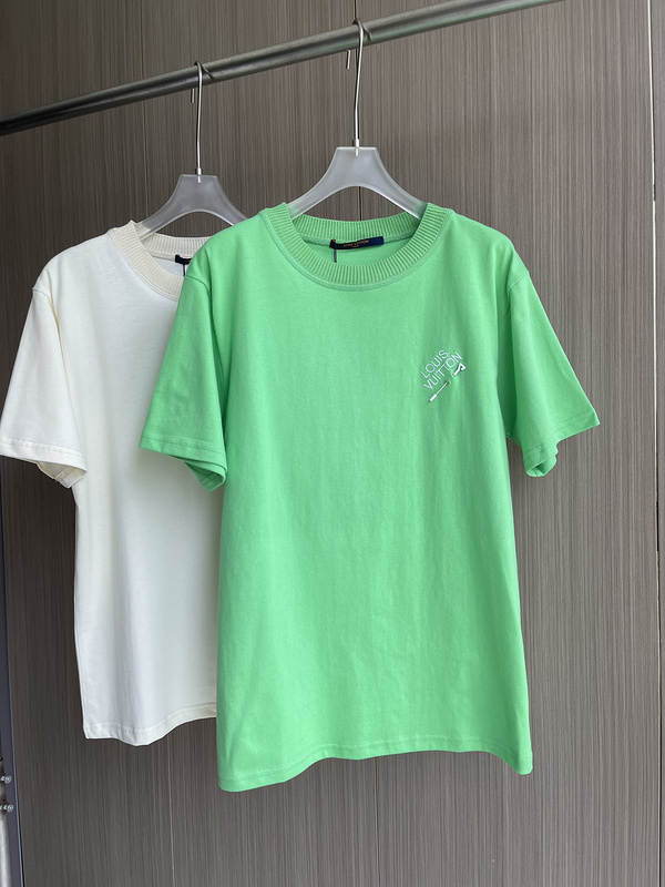 Футболка Louis Vuitton Solid Color With A Hole "Green" фото № 5