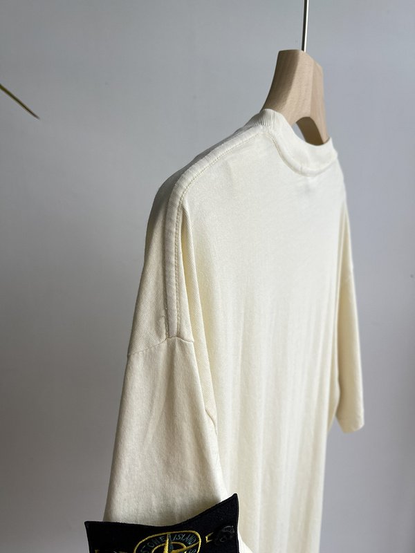 Футболка Stone Island Without Inscriptions But With Patch "Cream" фото № 3