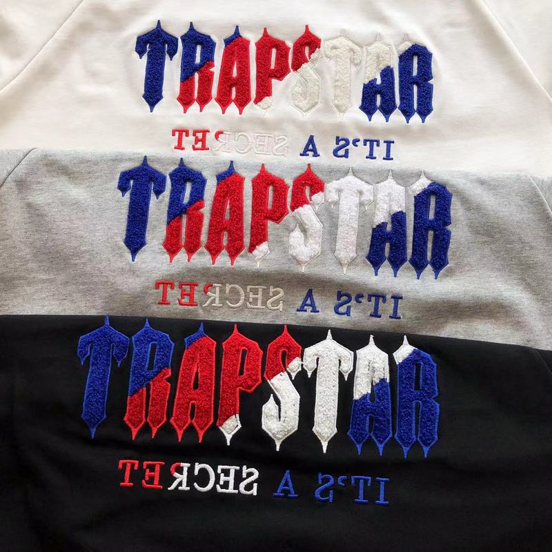 Футболка Trapstar Three Color Embroidered Logo Front "Black" фото № 4