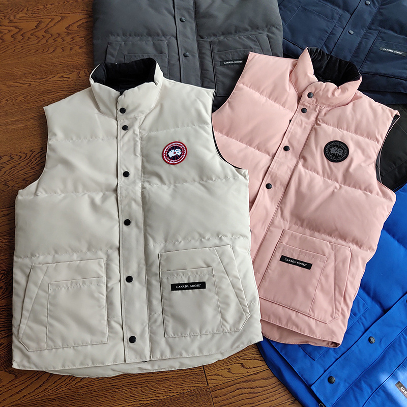 Жилетка Canada Goose Round Brand Logo "Pink" фото № 2
