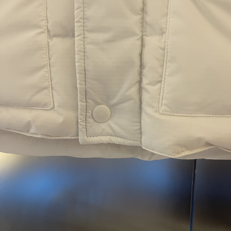 Жилетка Canada Goose With Patch "White" фото № 3