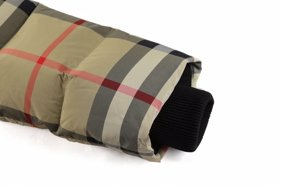 Пуховик Burberry Beige Grid "Beige" фото № 4