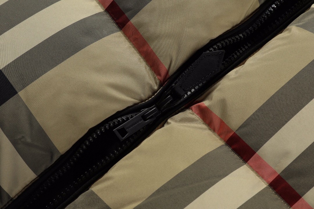 Пуховик Burberry Beige Grid "Beige" фото № 8