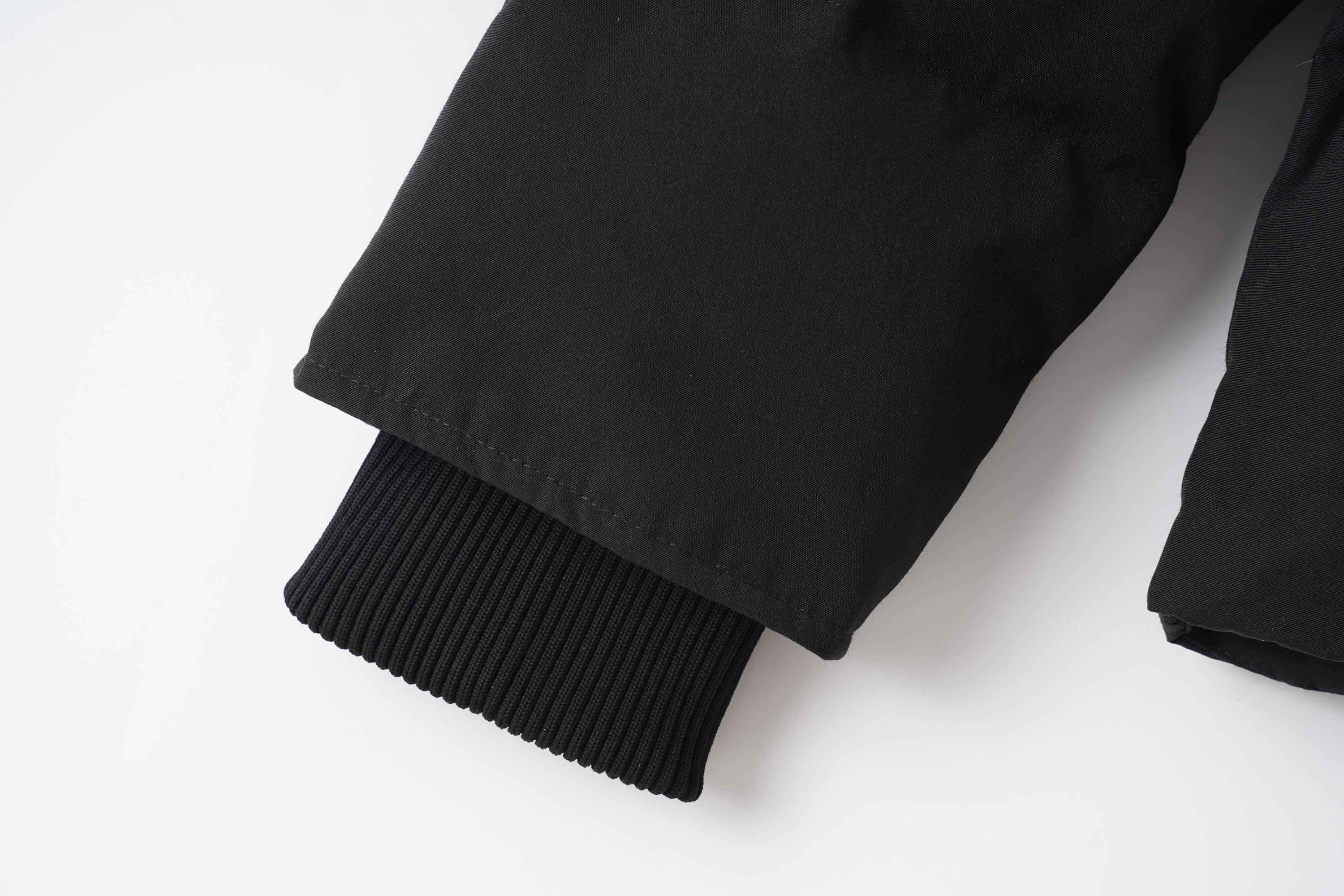 Зимняя куртка Canada Goose Woolford Jacket "Black" фото № 5