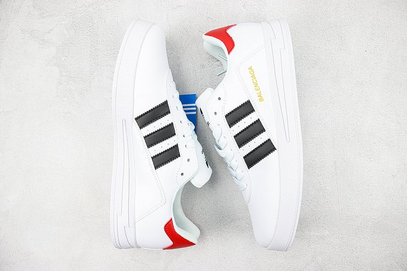 Balenciaga x Neighborhood x Adidas Campus "White/Gold" фото № 7