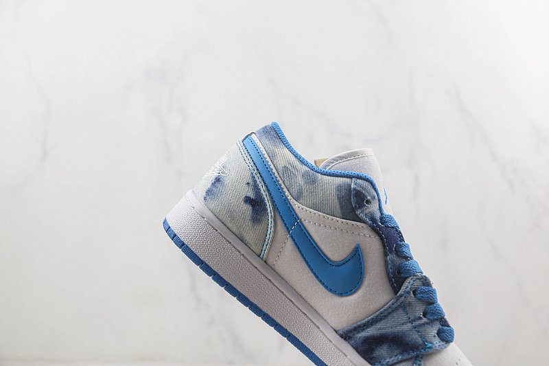 Air Jordan 1 Low "Washed Denim (GS)" фото № 4