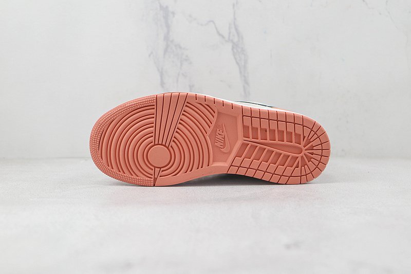 Air Jordan 1 Low "Light Madder Root" фото № 9