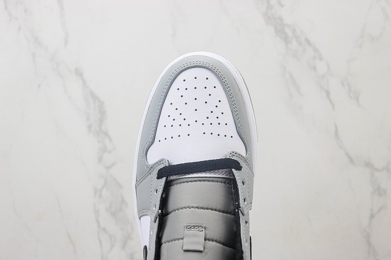 Air Jordan 1 Mid "Light Smoke Grey/Anthracite" фото № 4