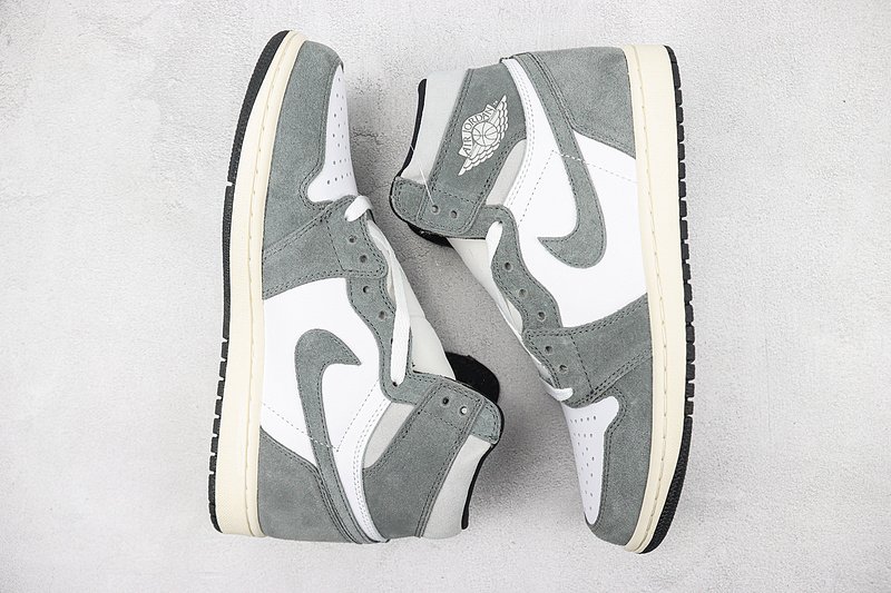 Air Jordan 1 Retro High OG "Washed Black" фото № 6