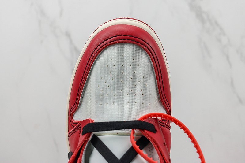 Off-White x Air Jordan 1 Retro High "Chicago" фото № 4