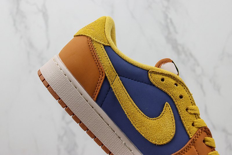 Travis Scott x Fragment x Air Jordan 1 Low "Brown/Blue/Yellow" фото № 3