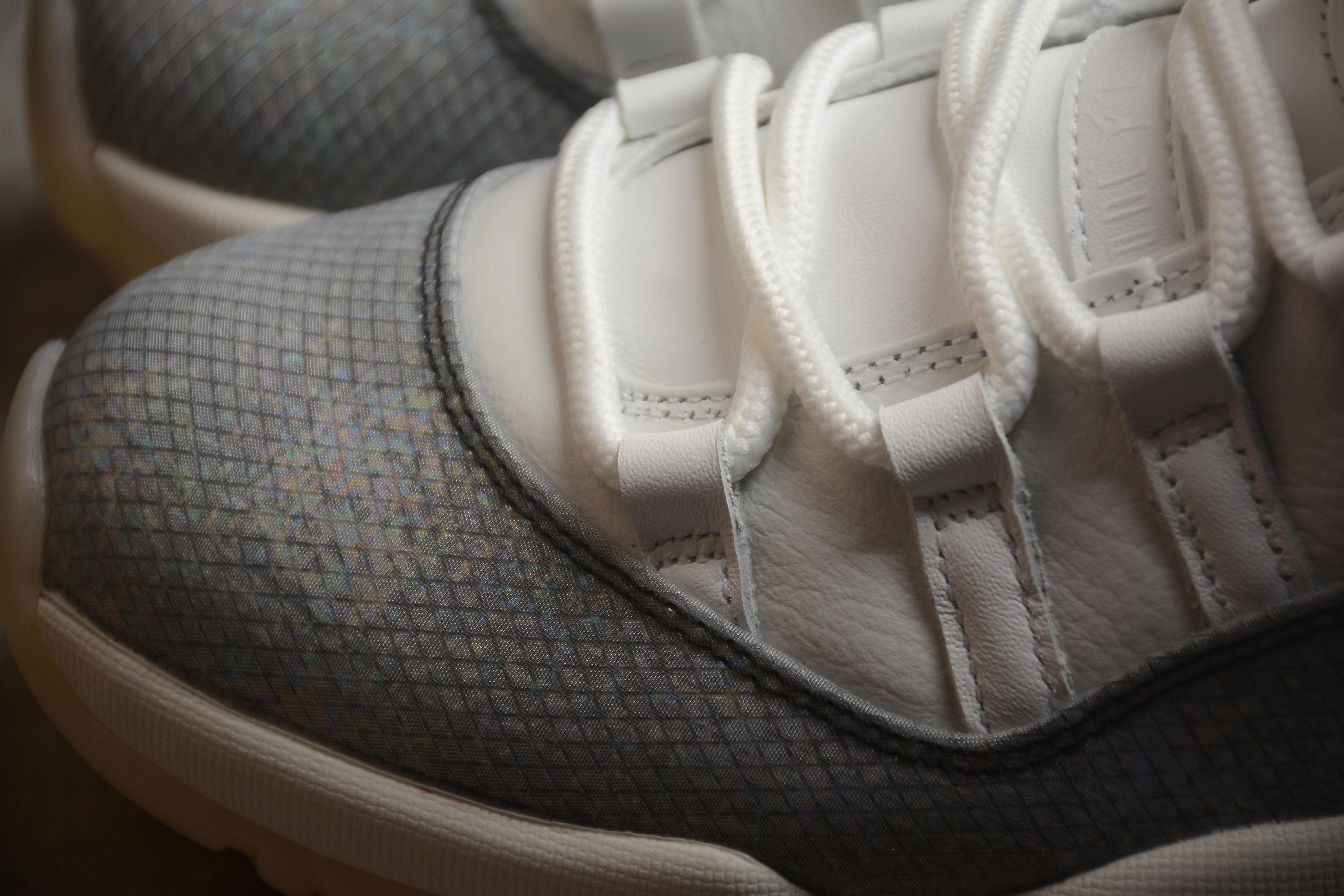 Air Jordan 11 Retro "White Silver" фото № 7
