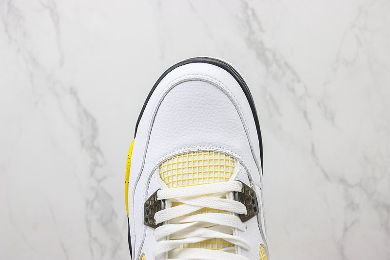 Air Jordan 4 "Tour Yellow" фото № 4