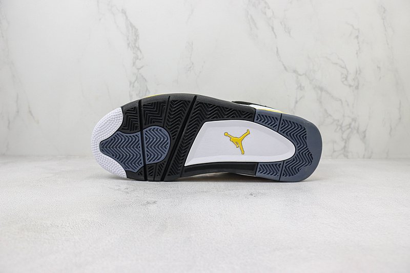 Air Jordan 4 "Tour Yellow" фото № 8