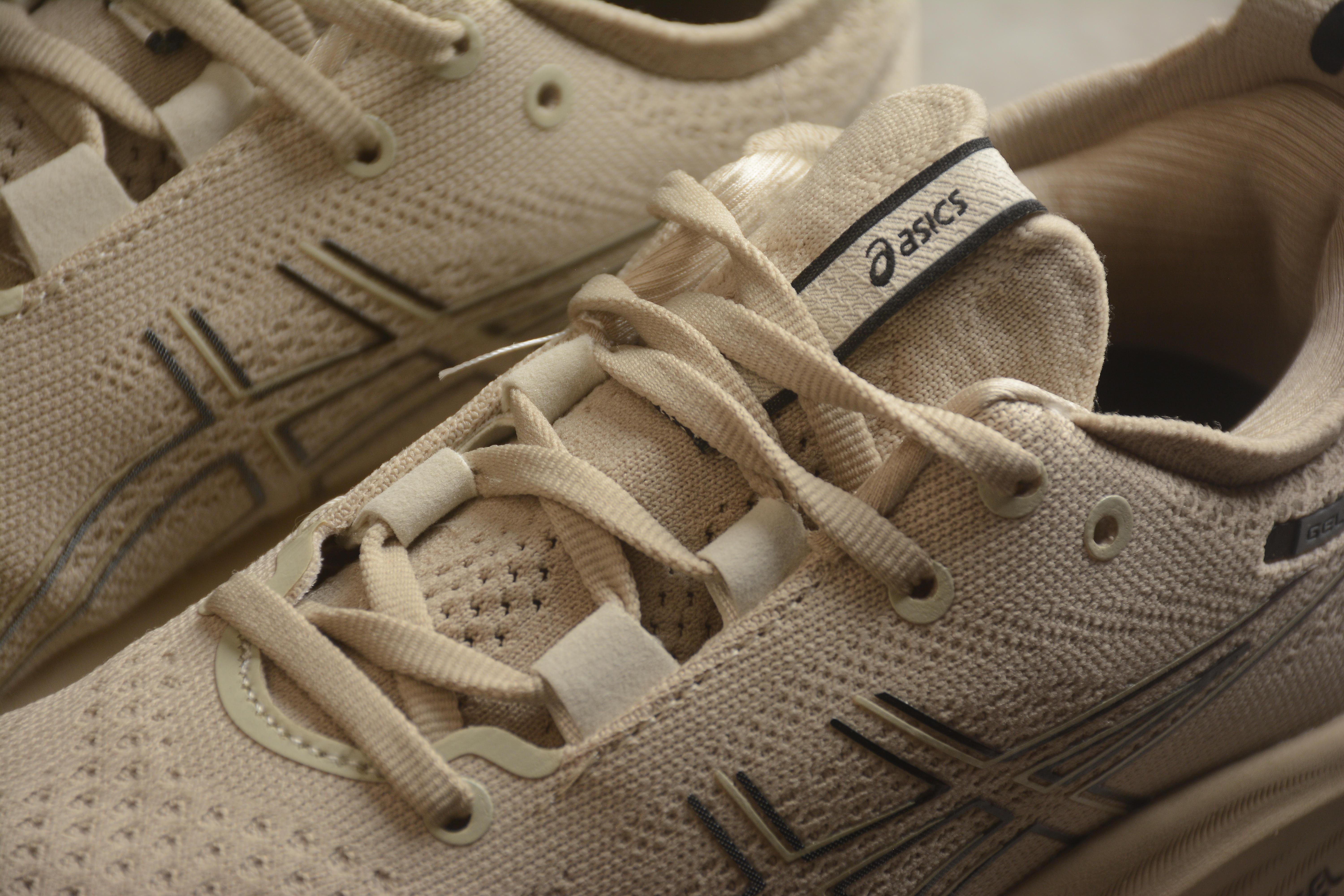 Asics Gel Nimbus 26 "Feather Grey Black" фото № 8